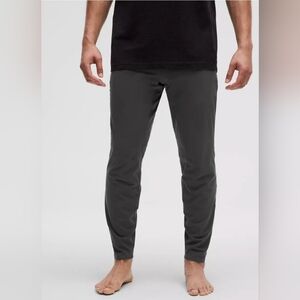 Lululemon Mens In Mind Pants Size L